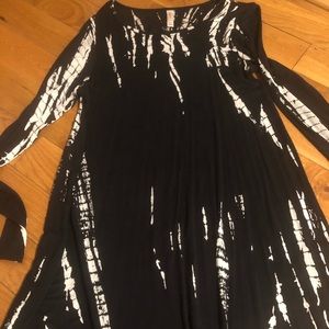 Cute black and white dress